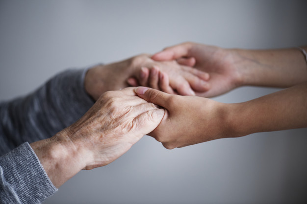 Tel- Écoute - Prière : Une écoute fraternelle par des bénévoles choisis et formés à cette tâche -  Le secours de la prière